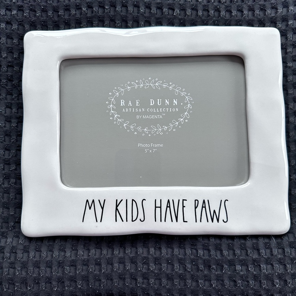MY KIDS HAVE PAWS Rae Dunn 5x7 Picture Photo Frame White Pet Cat Dog Mom Dad